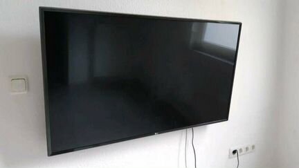 Телевизор LG 49UJ63 UHD 4K (123см)
