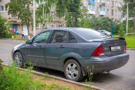 Ford Focus 2.0 AT, 2003, седан