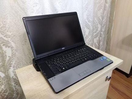 Ноутбук i5 Fujitsu Lifebook E752
