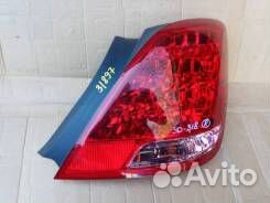 Стоп-сигнал Toyota Crown Majesta