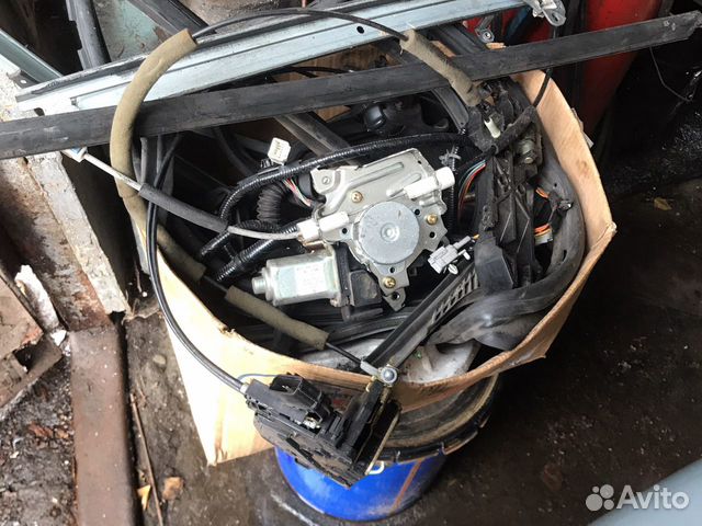 Ниссан ноте внутренности двери