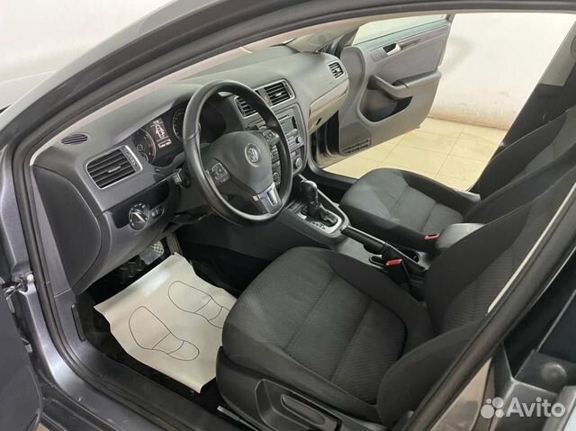 Volkswagen Jetta `2012