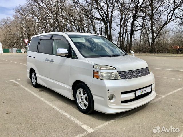 Toyota Voxy 2003. Toyota Voxy 2008. Toyota Noah/Voxy. Toyota Voxy 2006.