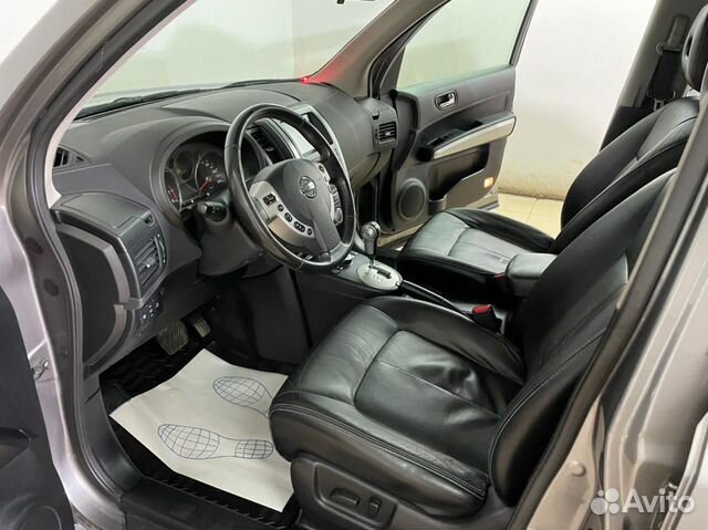 Nissan X-Trail `2010