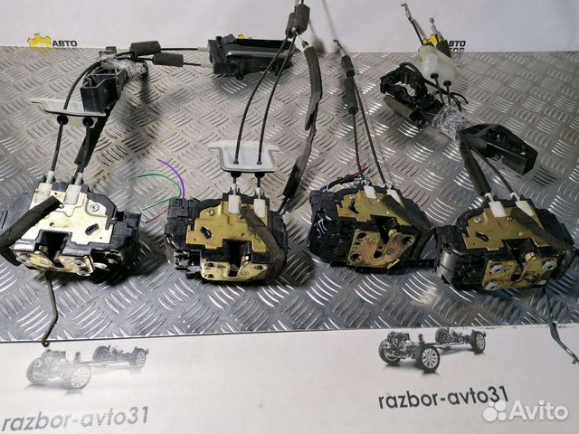 Nissan Murano замки на задние двери