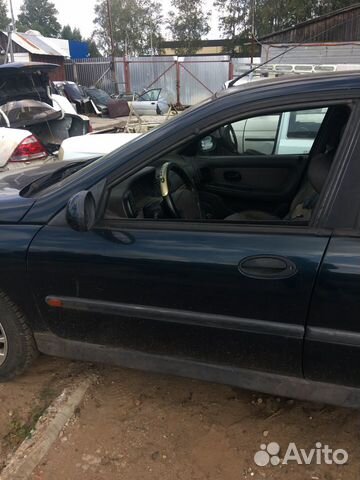 Дверь передняя левая правая Рено Лагуна 1