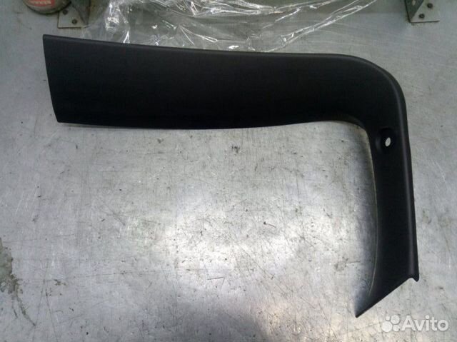 Обшивка двери багажника левая Opel Astra H Gtc