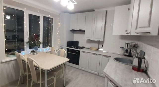 

2-к. квартира, 60 м², 3/5 эт.
