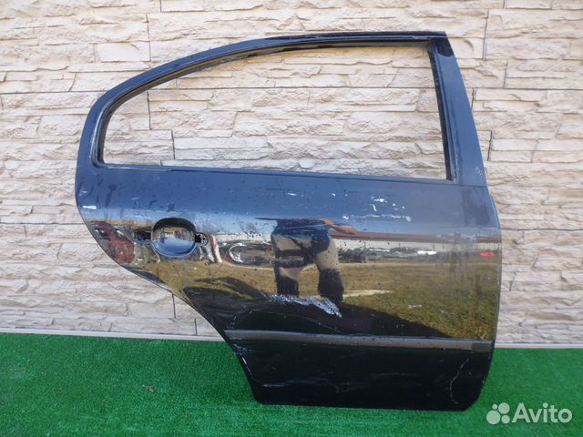 Шкода Октавиа Тур дверь задняя правая с 1997-2010