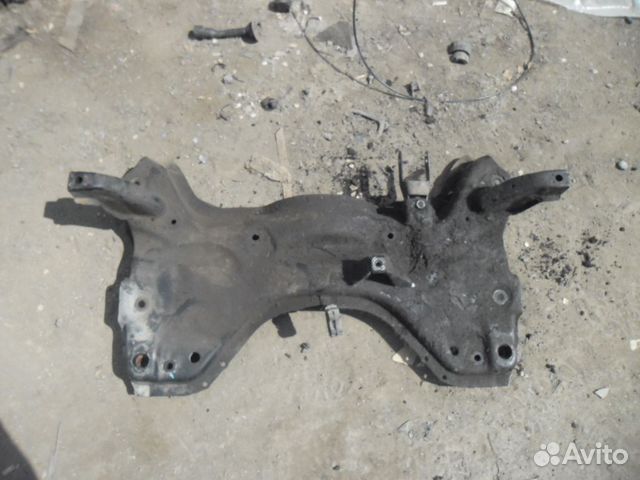 Балка подмоторная 3502Z6 Peugeot 206 1998-2012