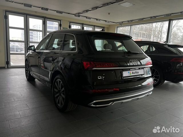 Audi Q7 3.0 AT, 2022