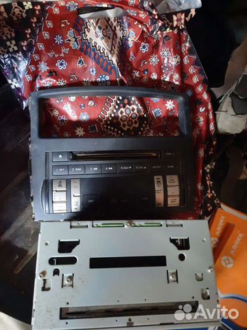 Магнитола на mitsubishi pajero 4