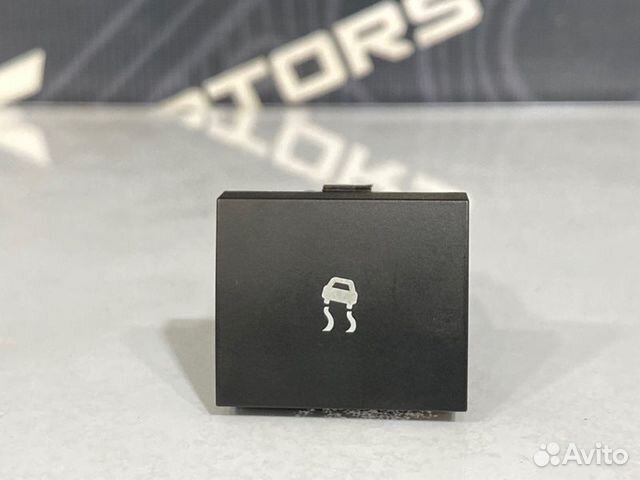 Кнопка антипробуксовочной системы Ford Explorer