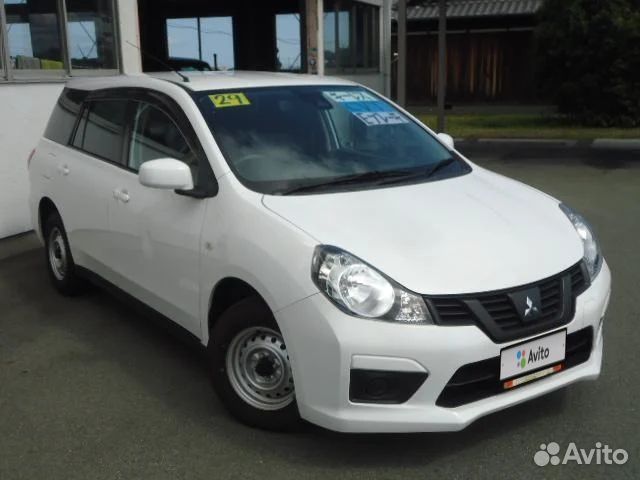 Mitsubishi lancer cargo