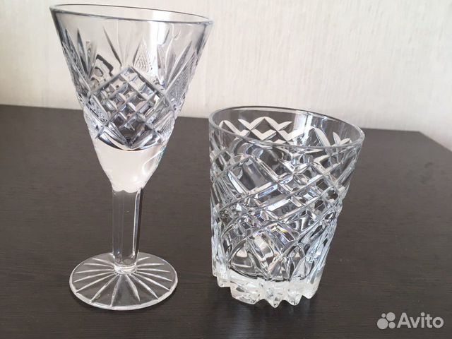 Хрустальные фужеры и стаканы