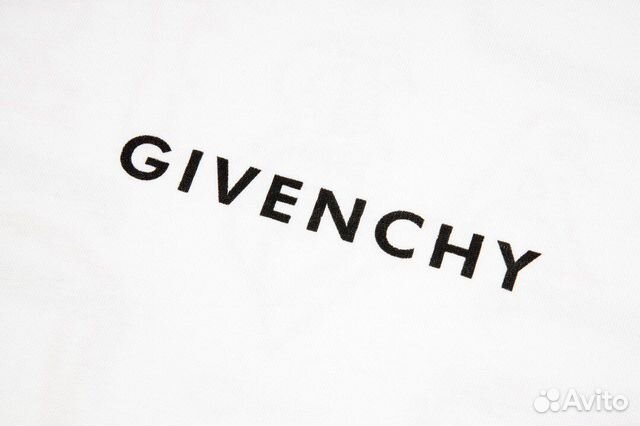 Футболка Givenchy