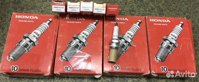 Свечи зажигания Honda BF20-90