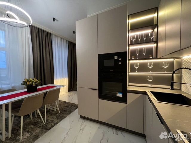 

2-к. квартира, 80 м², 5/7 эт.