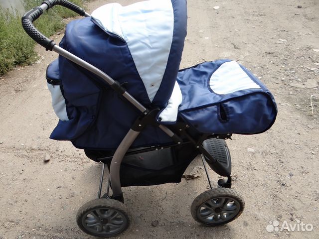 Продаю детскую коляску-трансформер Продаю детскую коляску-трансформер