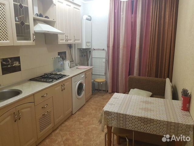 

1-к. квартира, 42 м², 9/9 эт.