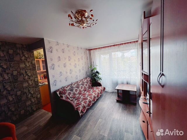 

1-к. квартира, 32 м², 4/4 эт.