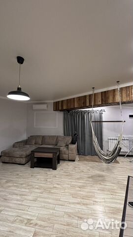 

1-к. квартира, 65 м², 4/4 эт.