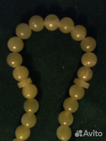 Чётки натуральный камень нефрит новые