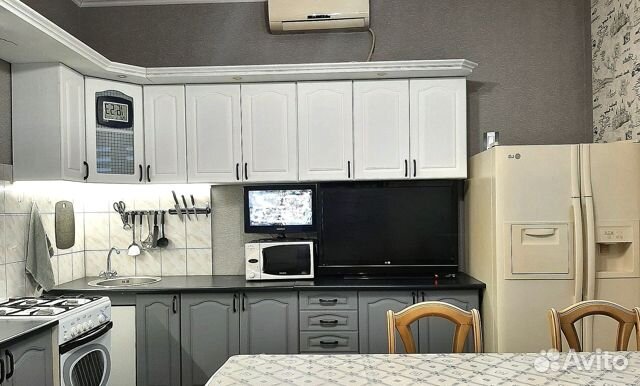 

10-к. и более коттедж, 477 м²