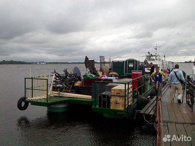 По фортам кронштадта на катере. На катере до Кронштадта. Перевозка лодки в Кронштадте.