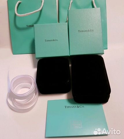 Коробка Tiffany под кулон или серьги Коробка Tiffany под кулон или серьги