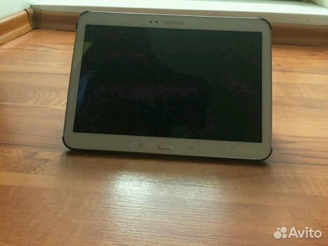 Планшет SAMSUNG galaxy tab 3 GT-P5210 c оригинальн