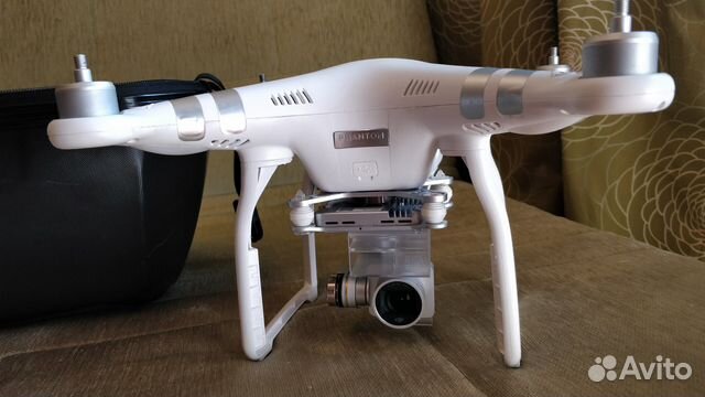 Квадрокоптер DJI Phantom 3 Advanced