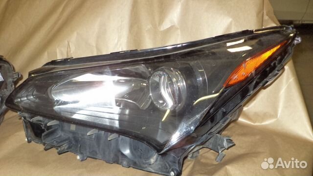 Фара левая и прав на Lexus NX 200 AWD (8114578050)