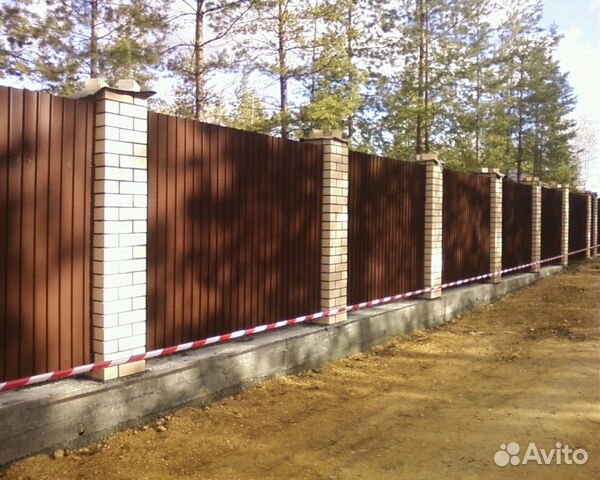 Установка заборов из профлиста от компании Фаворит