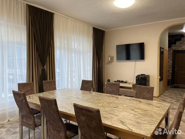 

7-к. коттедж, 200 м²