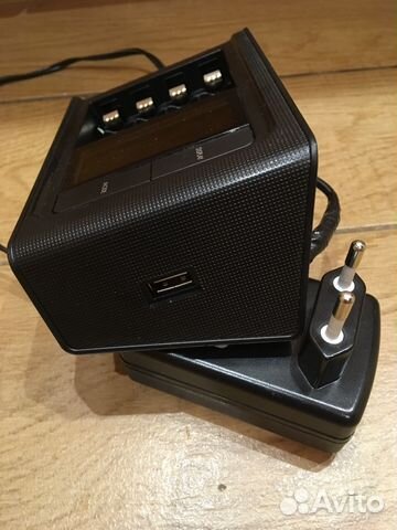 Зарядное устройство varta LCD Smart Charger Зарядное устройство varta LCD Smart Charger