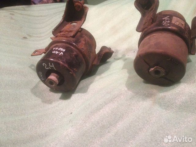 Toyota Camry 01-06 передняя подушка двигателя Toyota Camry 01-06 передняя подушка двигателя