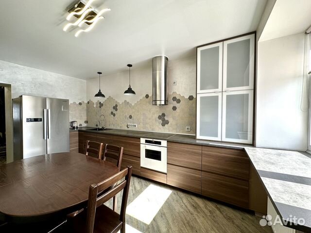 

3-к. квартира, 90 м², 4 кровати