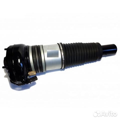 Передняя пневмостойка на Porsche Macan