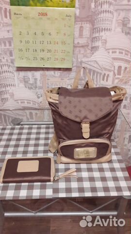 Рюкзак в комплекте с кошельком Рюкзак в комплекте с кошельком