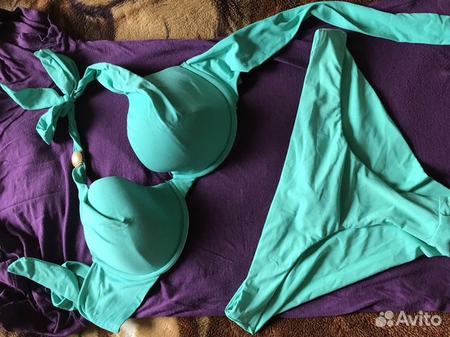 Голубой купальник- лиф+ голубые и оранжевые плавки Голубой купальник- лиф+ голубые и оранжевые плавки