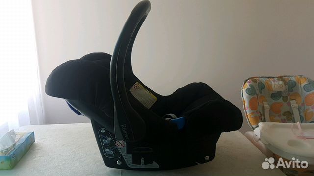 Автомобильное кресло romer britax б/у 0-13 кг Автомобильное кресло romer britax б/у 0-13 кг