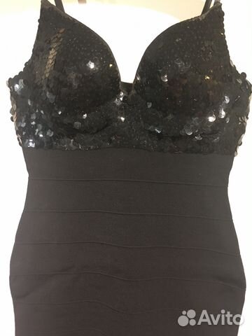 Бандажное платье Под Herve Leger Бандажное платье Под Herve Leger