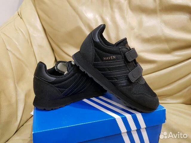 Кроссовки новые детские Adidas 32 и 33 р Кроссовки новые детские Adidas 32 и 33 р