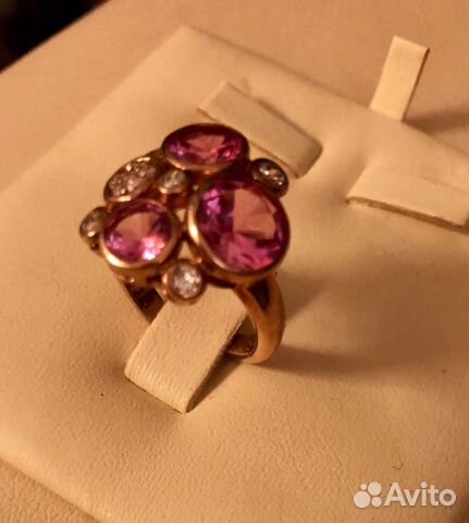 Кольцо из серебра с цирконами