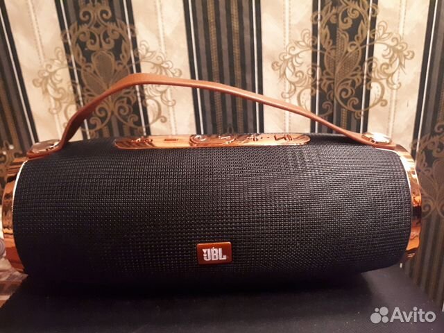 jbl r8 