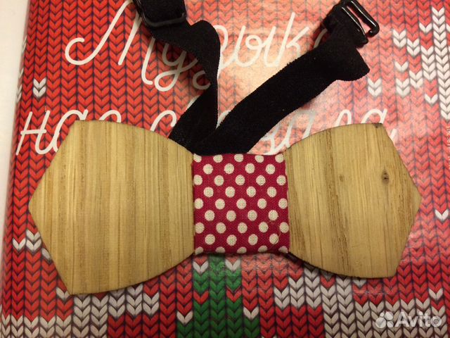 Галстуки- бабочки деревянные и тканевые