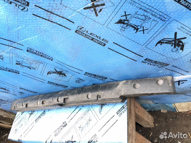 Абсорбер переднего бампера Toyota Land Cruiser 200 Абсорбер переднего бампера Toyota Land Cruiser 200