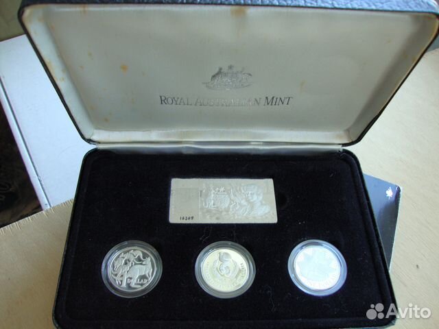 Австралия 4*1 доллар 1990 Кенгуру Год мира Плакета