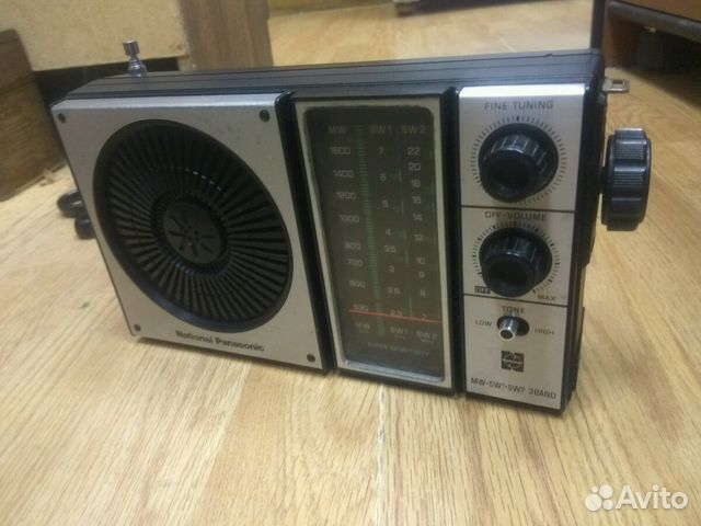 Радиоприёмник Panasonic National R304 Радиоприёмник Panasonic National R304